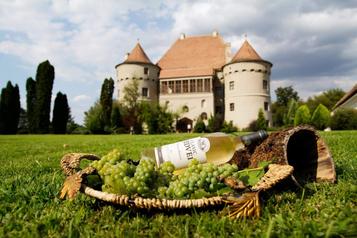 Transylvania Wine Tours Castelul_Bethlen_Haller_