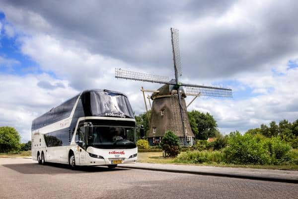 Charter bus rental in Amsterdam